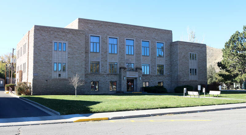 The Rio Grande County, Colorado Courthouse, located at 965 6th Street in Del Norte, Colorado.
