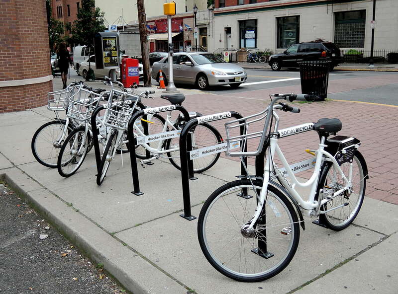 Social Bikes on 14th Street on a cloudy day.