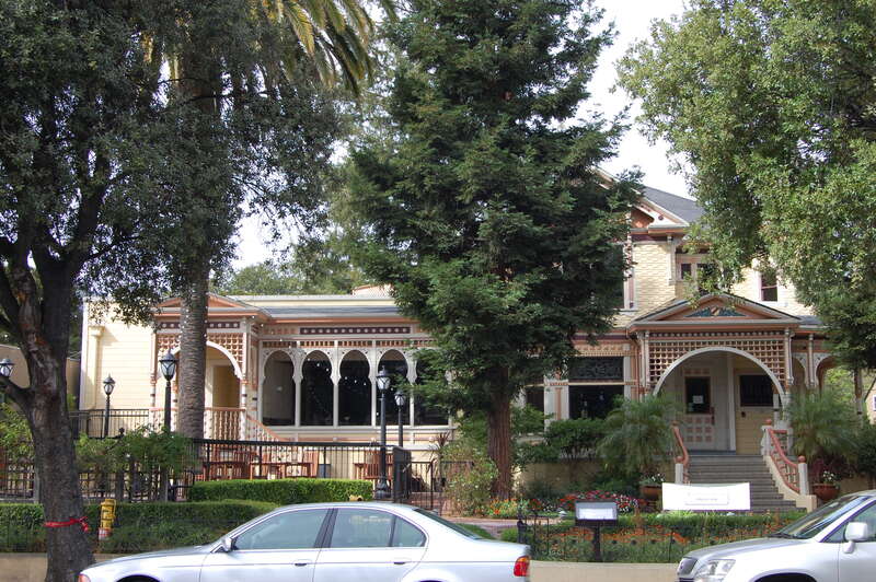 115 North Santa Cruz avenue. Los Gatos, California, USA