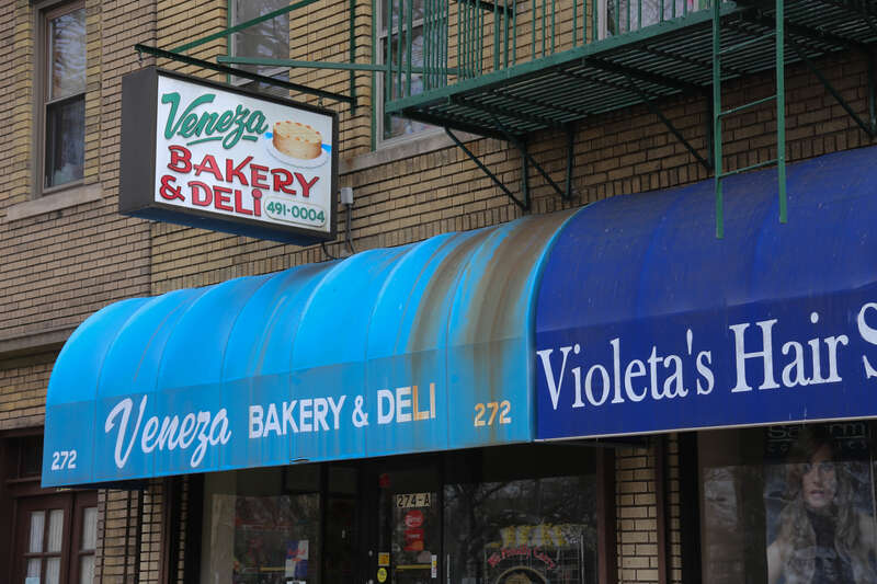 Veneza Bakery and Deli