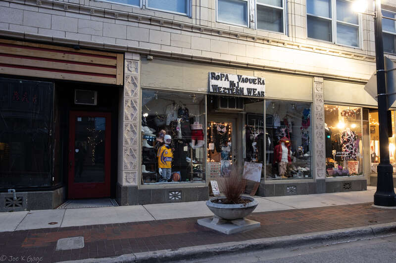 Western Wear in Northern Illinois