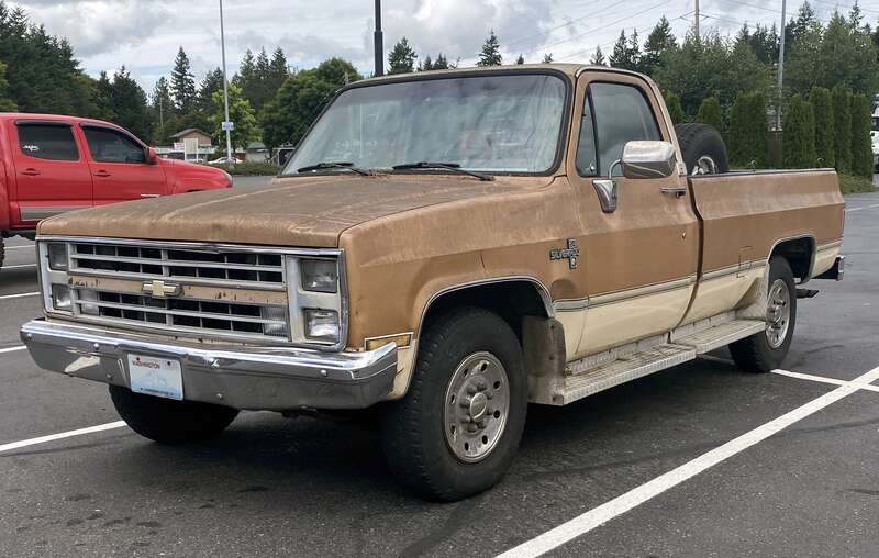 1987 Chevrolet Silverado photographed in Lacey, Washington.