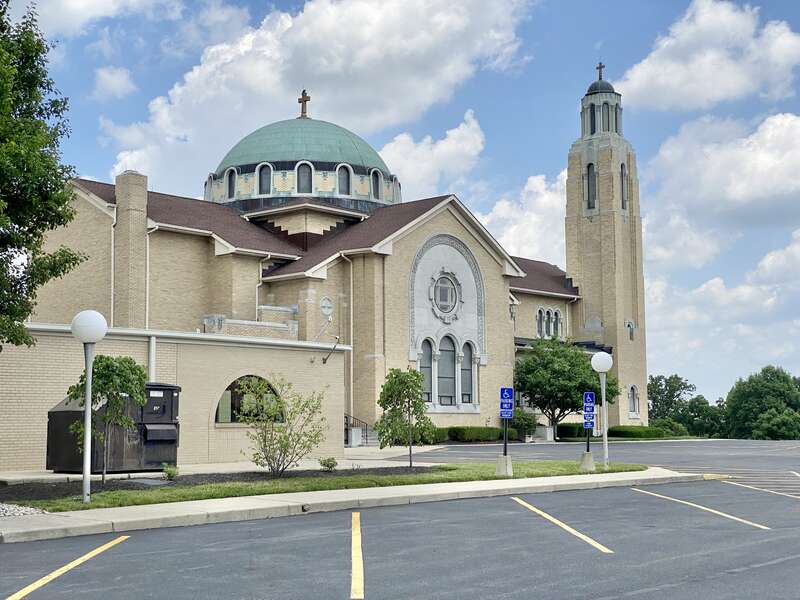 Built in 1948-1955, this Byzantine Revival and Art Moderne-style building was designed by Apostolos Gelep for the congregation of Annunciation Greek Orthodox Church, founded in 1921 to serve the growing Greek population in the city of Dayton.  A