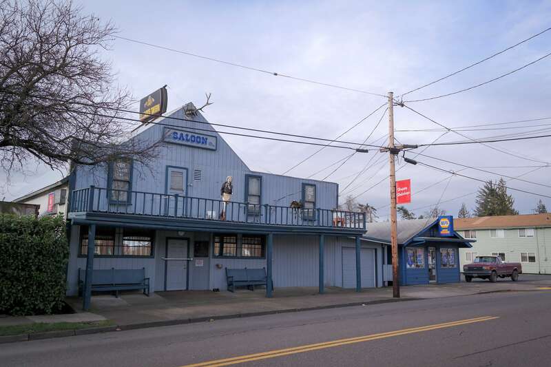 Outside Billiard's Tavern in Banks, Oregon