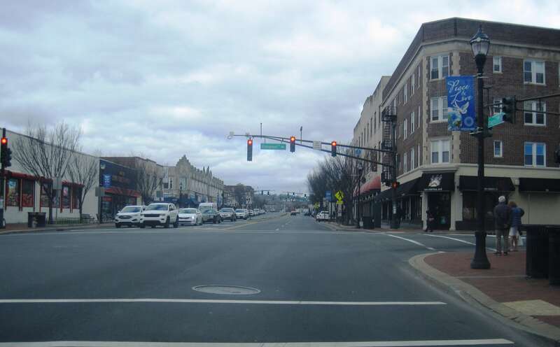 Photo of westbound County Route 508 (Central Avenue) at Evergreen Place and Cambridge Avenue (CR 605) in East Orange, New Jersey. Photo taken looking west-northwest.