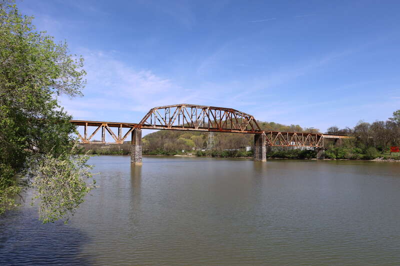CSX KD Subdivision Bridge over the Tennessee River in Knoxville, Tennessee in 2025
