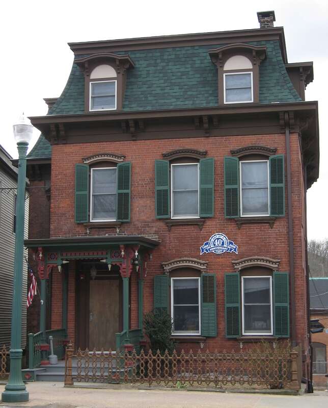 Downtown Norwich Historic District: William H. Cardwell House, 1870s. Used for community meetings.