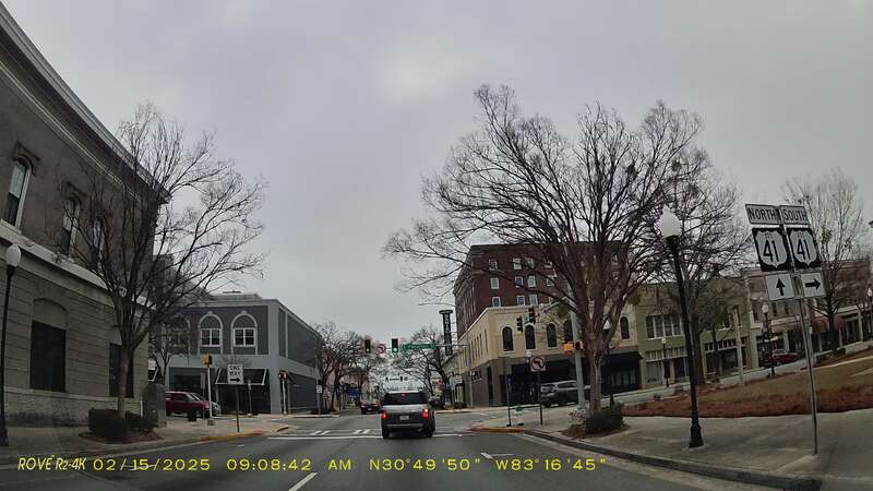 EB West Hill Ave N Bus 41 S Bus 41 directional signs, Valdosta, Lowndes County, Georgia