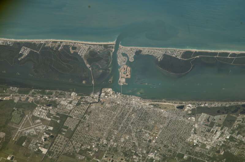 View of Florida taken during ISS Expedition 16.