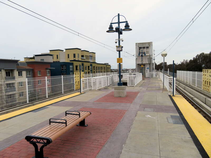 Platform at Great Mall/Main Transit Center in March 2018