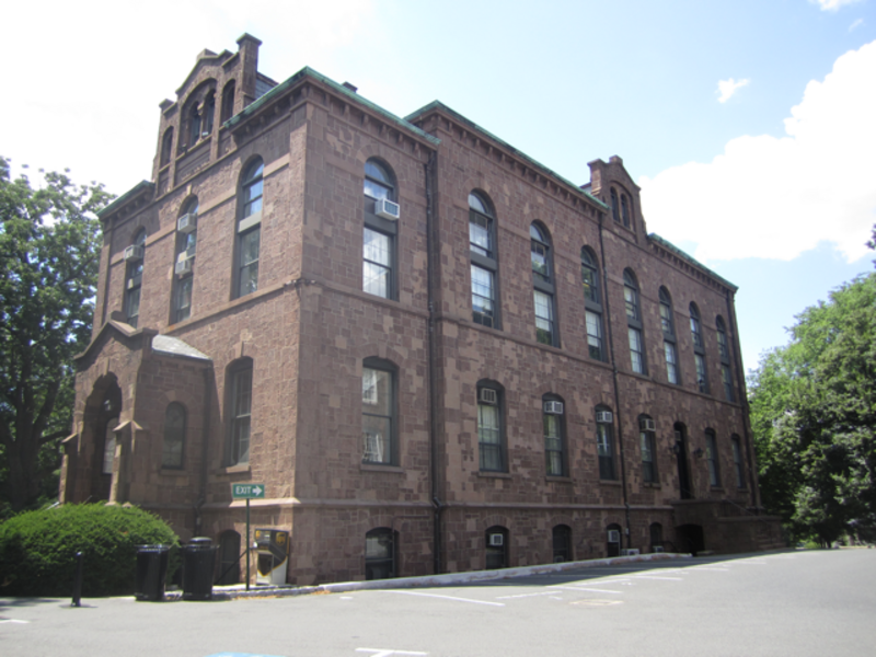 The exterior of the Rutgers Geology Museum in 2011