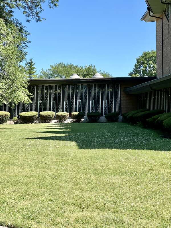 Built in 1960-1962, this Modern building was designed by Charles Edward Stade and Associates and constructed for the congregation of the Salem United Church of Christ, founded in 1862, which was originally located in Chicago.  The congregation was