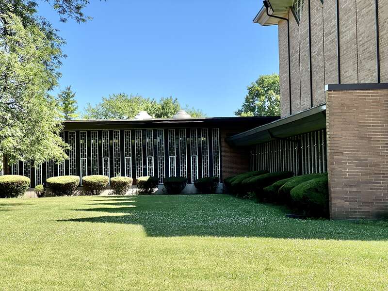 Built in 1960-1962, this Modern building was designed by Charles Edward Stade and Associates and constructed for the congregation of the Salem United Church of Christ, founded in 1862, which was originally located in Chicago.  The congregation was