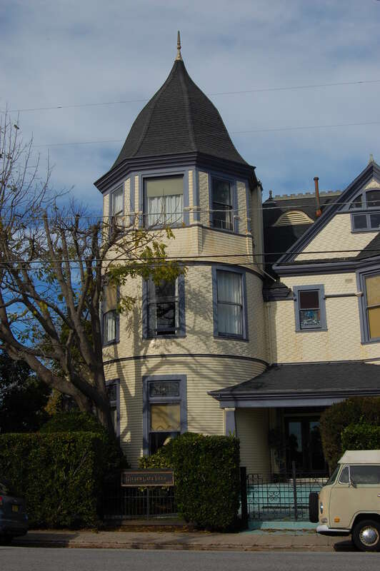 Golden Gate villa. 924 Third Street. Santa Cruz, California, USA