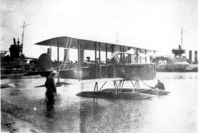 Local call number: Rc06229
Title: [Wright experimental seaplane with a Wright 60 h.p. engine: Pensacola, Florida]
Publication info: 1914.
Physical descrip: 1 photoprint: b&amp;amp;w; 4 x 6 in.
Series Title: (Reference collection)
Repository: