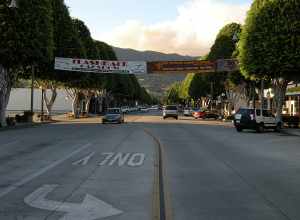 Downtown Glendora, California with Morris Fire Smoke Plume
photo by Richard Ellis