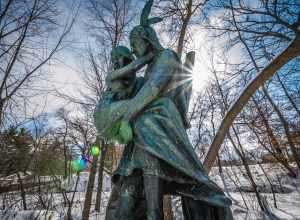 Hiawatha and Minnehaha sculpture by Jacob Fjelde (1855-1896).