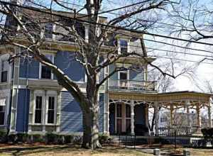 A photograph of the historic Joseph K. Manning House in Medford, Massachusetts.