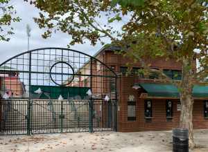 360 Fishburne Street, Charleston, South Carolina - south entrance