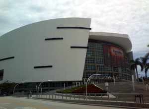 Veduta esterna dell'AmericanAirlines Arena, Miami, FL