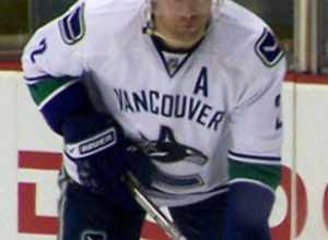 Vancouver Canucks defenceman Mattias Ohlund in a game against the Phoenix Coyotes on March 21, 2009.