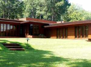 Stitched view of the "front" side of the Rosenbaum House. This house in Florence, AL, USA was designed by Frank Lloyd Wright in his Usonian style for Stanley and Mildred Rosenbaum, and was built in 1940.