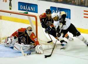 Tomas Vokoun, Ruslan Salei and Georges Laraque

(Pittsburgh Penguins vs. Florida Panthers)