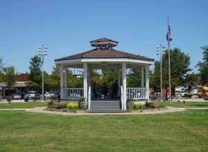The Carrollton Square gazebo in Carrollton, Texas (United States).