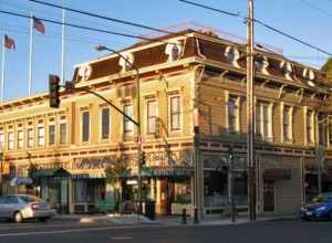 w:National Register of Historic Places listings in Alameda County, California.

Croll Building, 1400 Webster St., Alameda, California, USA. Photographed 2008-10-04 from the southwest corner of Webster St. and Central Ave. Camera