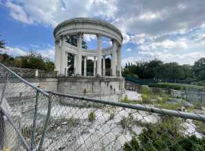 Ruin under repair at Untermyer Gardens