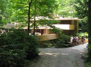 Driveway leading to the entrance of Fallingwater.