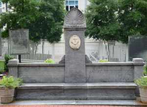 David O. Dodd Memorial
Sculptor: Unknown
Date Executed: c.1923
Comments: Located at Old State House. The Arkansas Historic Preservation Program