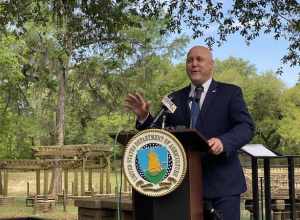 U.S. Department of Agriculture Secretary Tom Vilsack, White House Infrastructure Coordinator Mitch Landrieu, U.S. Congressman Sanford Bishop, GA CD2, attend a briefing with community stakeholders and tour the Radium Springs Garden in Albany, GA, on
