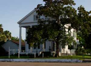 David G. Raney House, Southwestern corner of Market Street and Avenue F Apalachicola