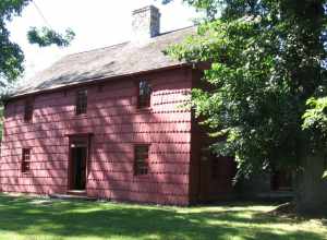 View of Putnam Cottage, also known as Knapp's Tavern on East Putnam Road in Greenwich, Connecticut. View is from the southeast. In 1779 General Israel Putnam escaped this inn just before the arrival of a British raiding party