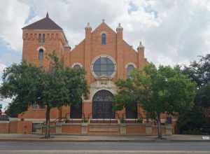First Presbyterian Church in San Angelo, Texas (United States).