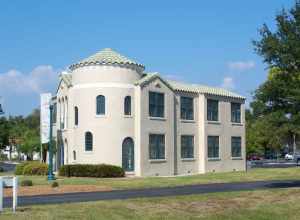 Venice, Florida: Triangle Inn: