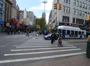 


This photo is of Wikis Take Manhattan goal code R9, Children/Families, crossing street.
