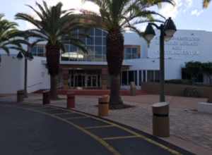 Front entrance of the African American Research Library and Cultural Center. Taken by author in November 2018 in Fort Lauderdale, Florida