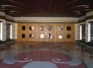 The entrance to the Fox Theatre in Redwood City, California.






This is an image of a place or building that is listed on the National Register of Historic Places in the United States of America. Its reference number is 94000431.

