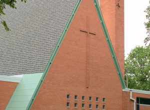 Lake Harriet United Methodist Church in the neighborhood of Fulton in the Southwest community.
Minneapolis is split into 11 communities which are split into 86+ neighborhoods. My goal in 2022 is to take photos in all neighborhoods in Mpls in roughly