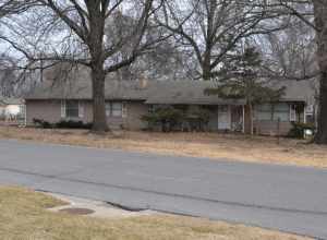 A house that contributes to the Morningside Acres Historic Ranch House District